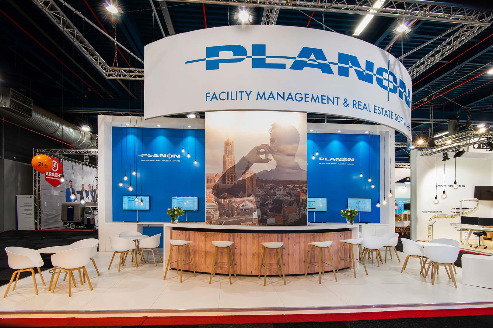 trade show stand builder