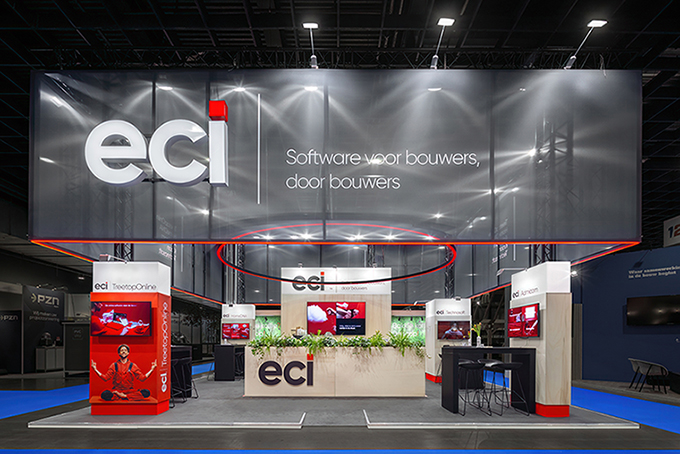 ECI Software Solutions - Treetop op Bouwbeurs. Visueel statement in de beurshal